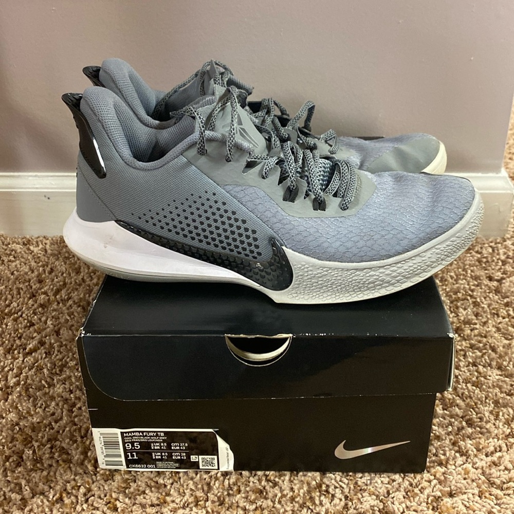 Mens Nike Mamba Fury TB